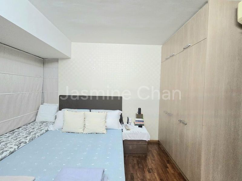 5 Room (5A) HDB for Sale in  518D Tampines Central 7 - Image 11
